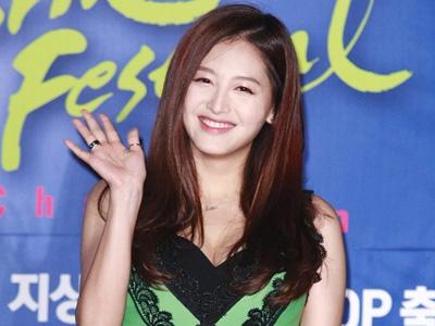 Wah, Jaekyung Rainbow Juga Tolak Tawaran Masuk SM Entertainment?